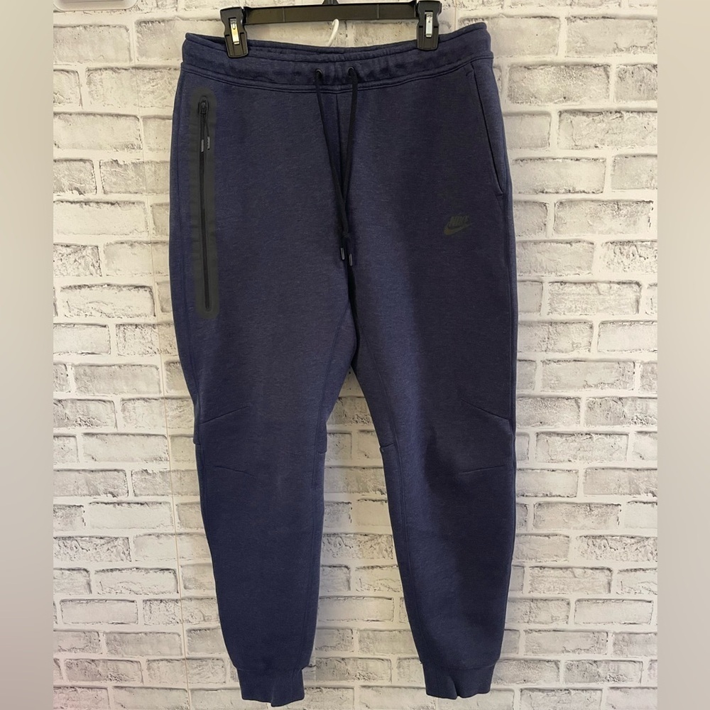 NWOT!! Men’s Nike Sportswear Tech dark blue athletic skort skirt Eric joggers Lg - Picture 2 of 7